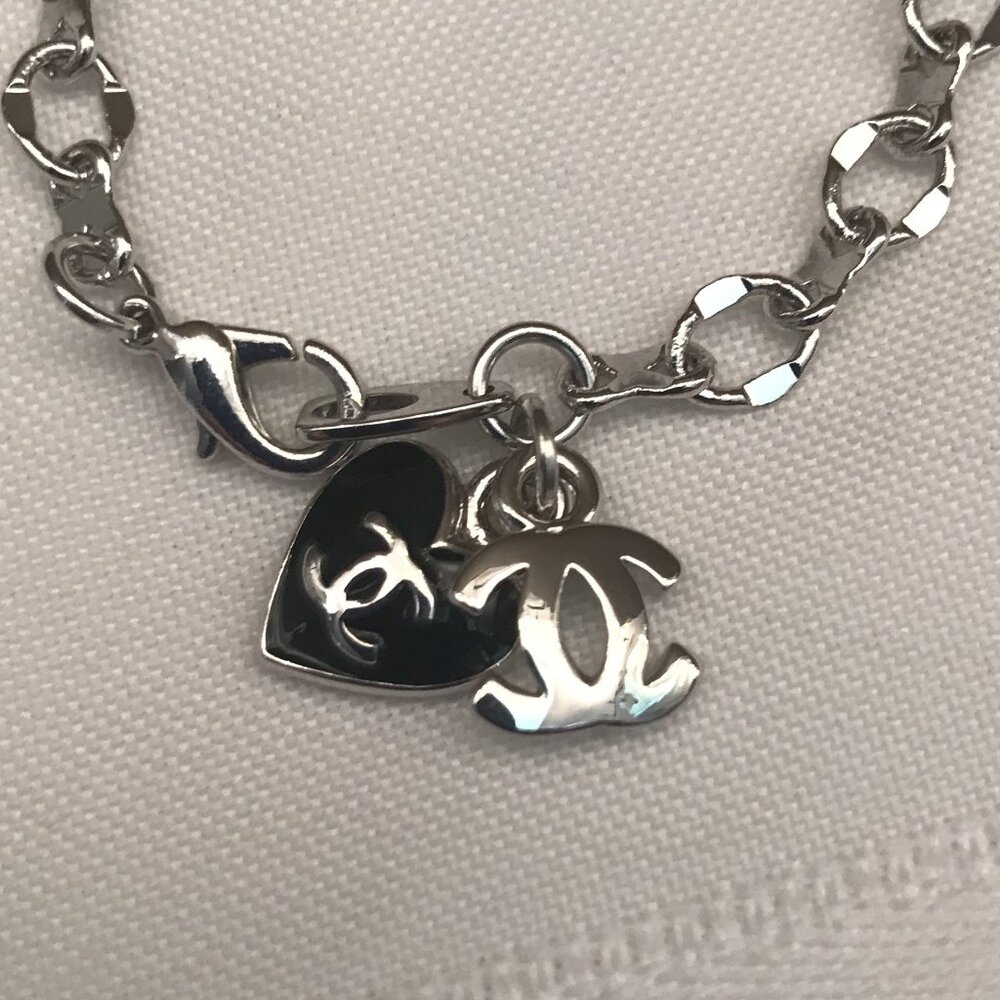 Heart Pendant Bracelet - NEW - Picture 2 of 3